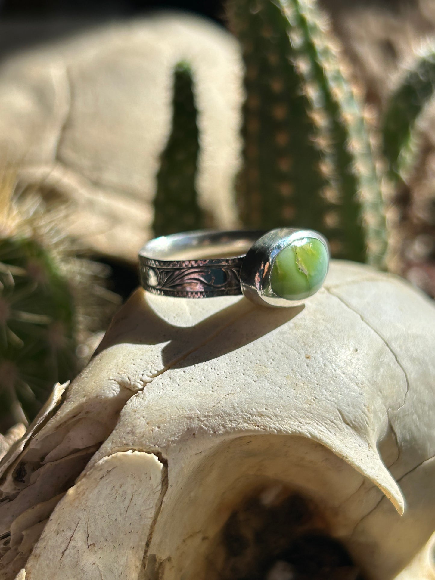 Palomino Turquoise Size 6 Engraved Band Ring