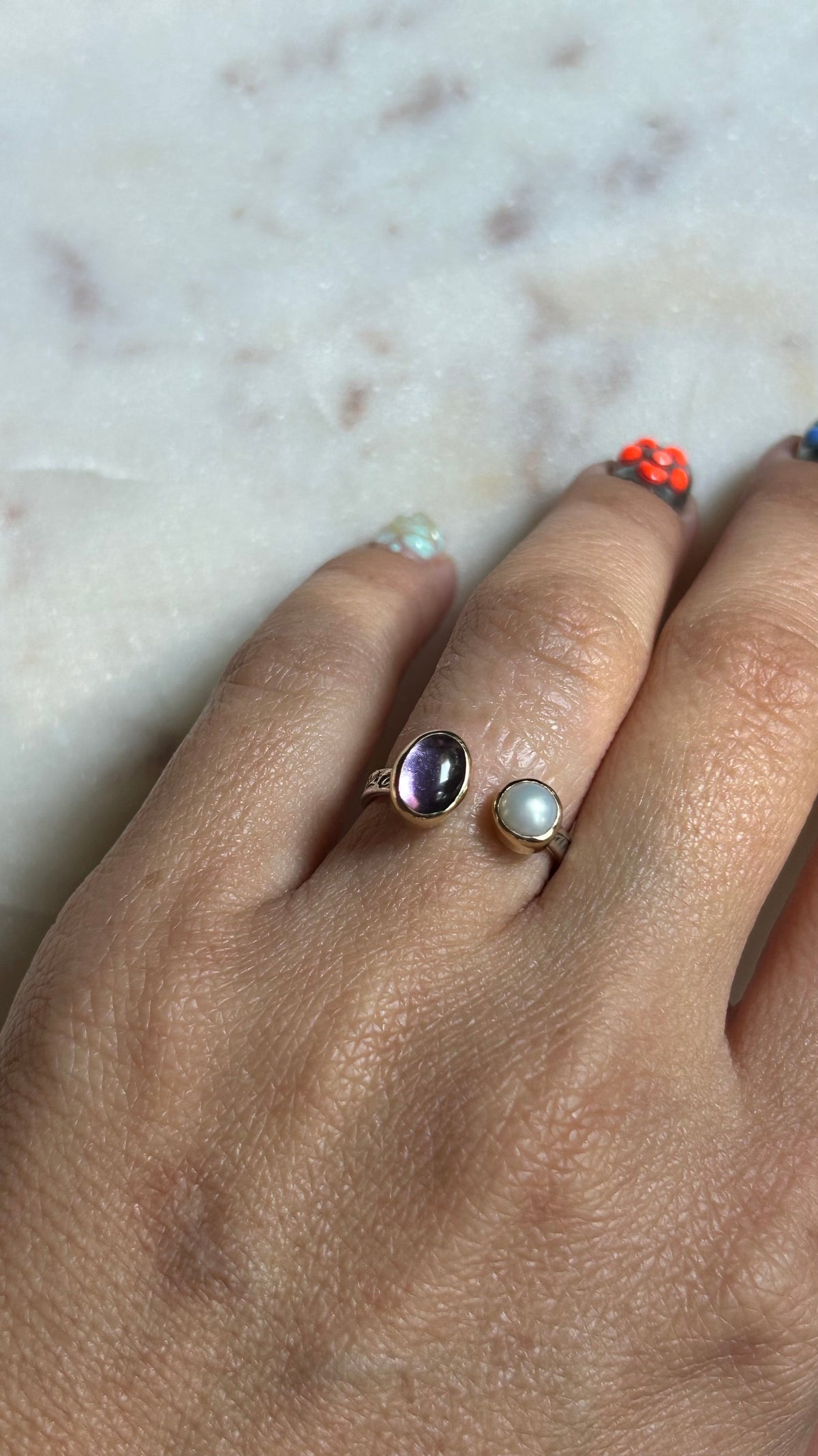 Mixed Metal Amethyst and Pearl size 7.5