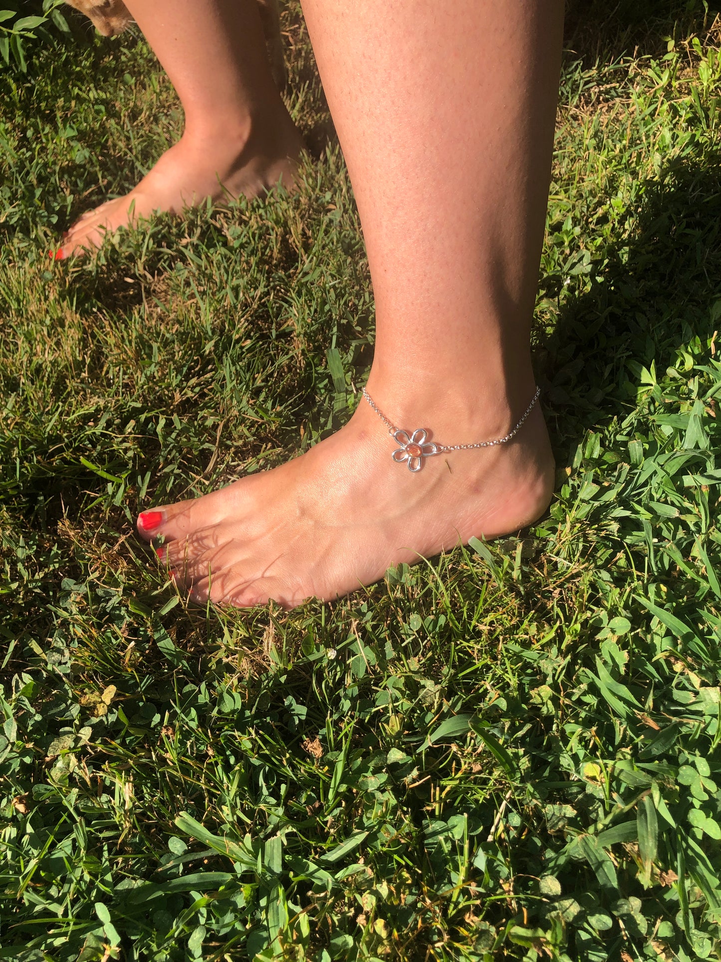 Sunstone Daisy Anklet