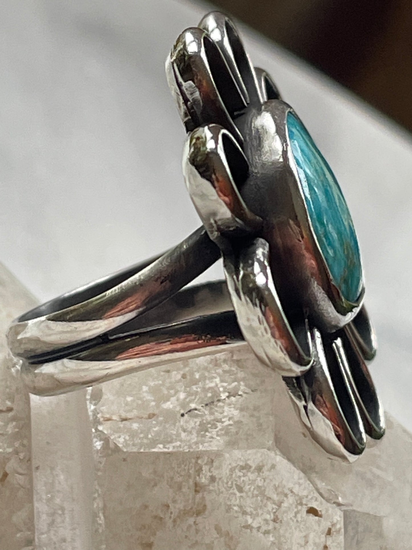 Size 7 Kingman Turquoise Daisy Ring