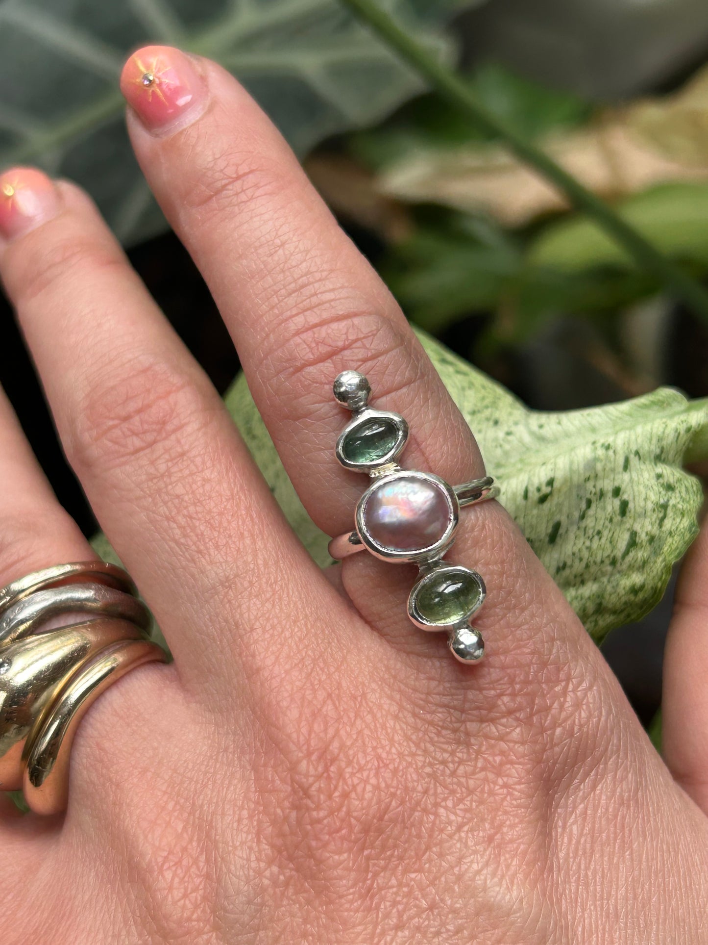 Green Tourmaline & Freshwater Pearl Ring Size size 8