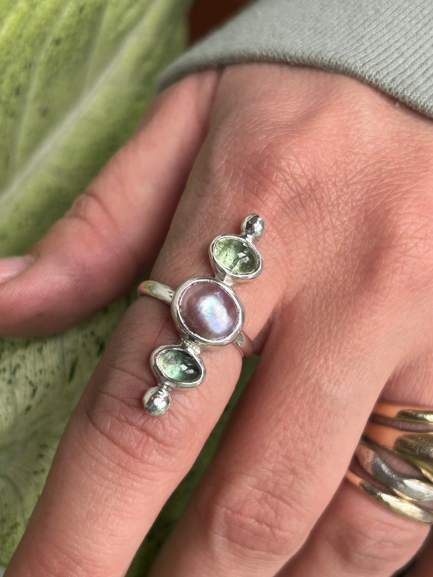 Green Tourmaline & Freshwater Pearl Ring Size size 8