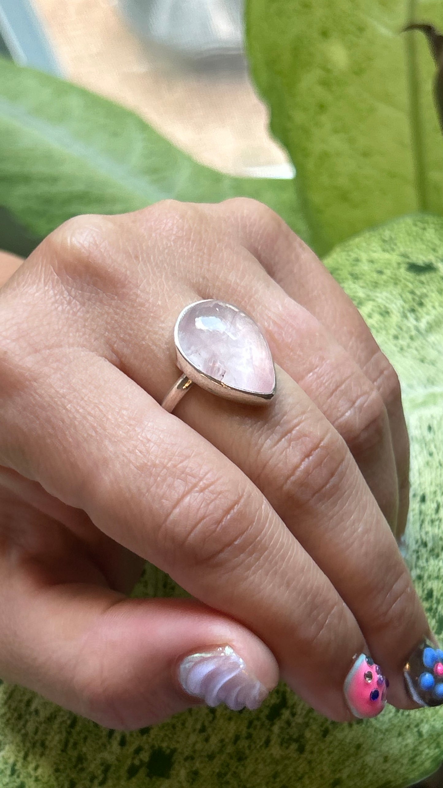 Rose quartz ring size 8