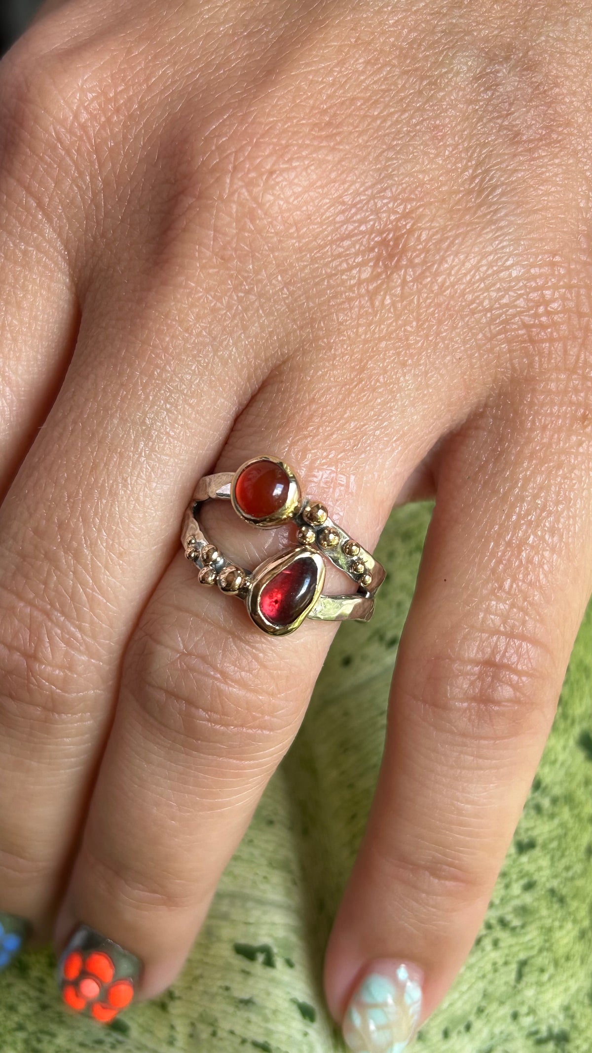 Wavy Baby Garnet & Carnelian 14k yellow gold details on sterling size 8