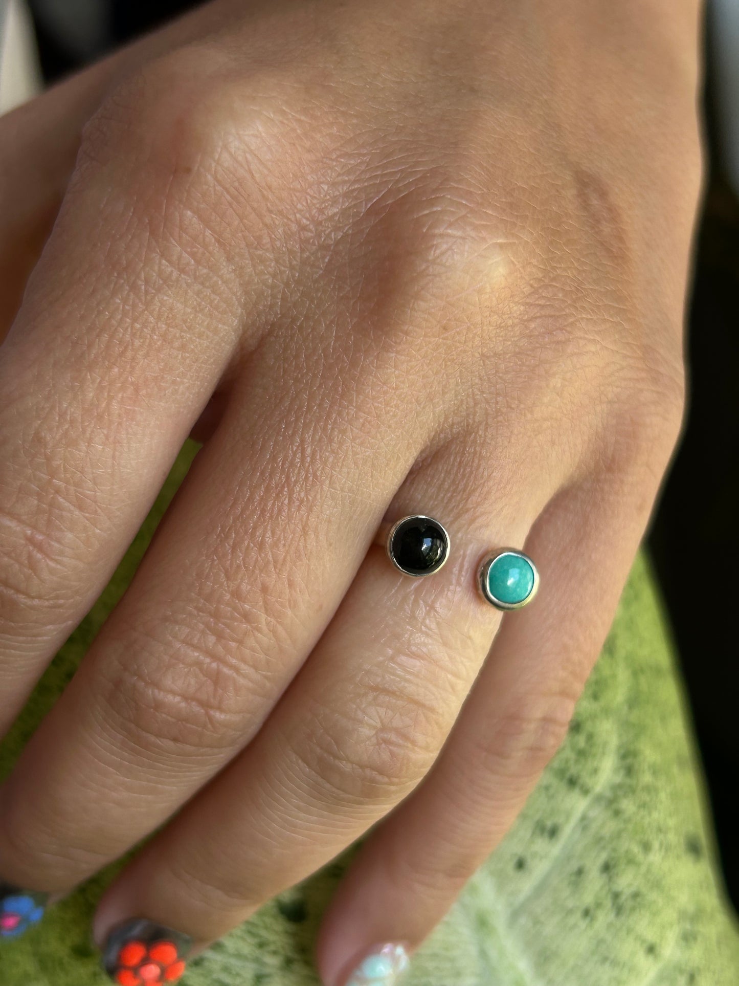 Turquoise & onyx ring size 6