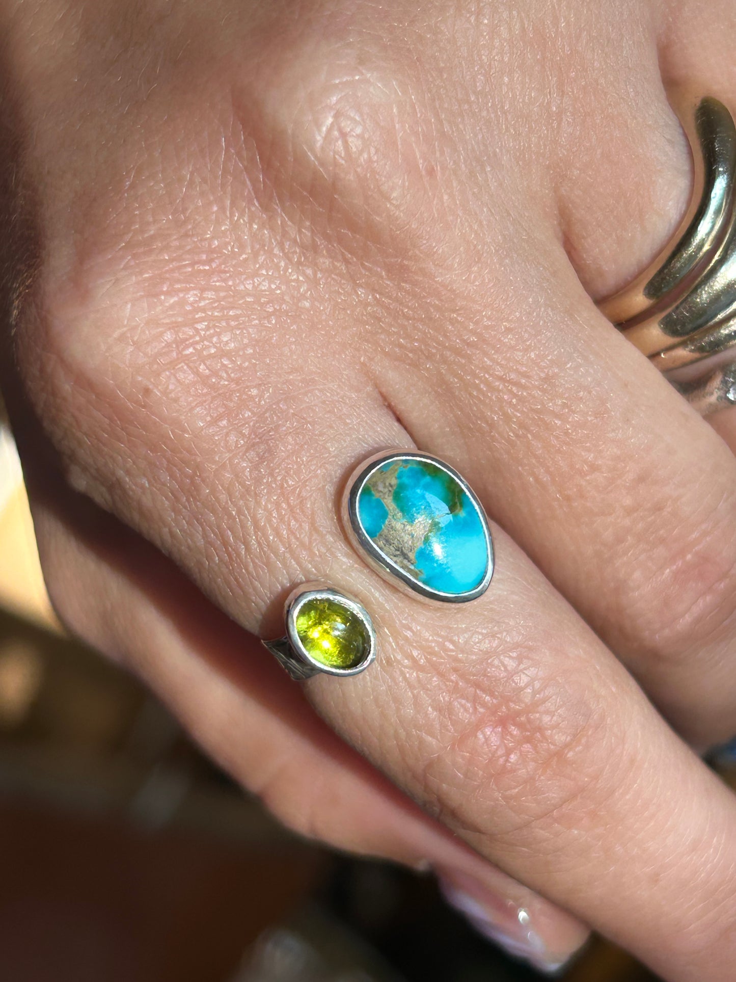 Sonoran Gold Turquoise & Peridot 7.5