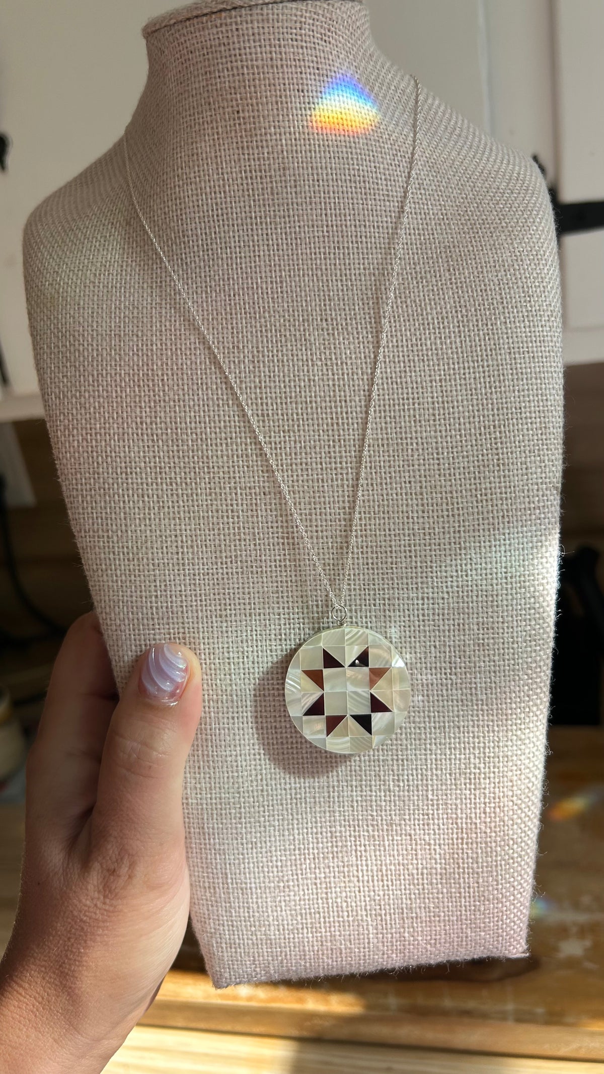 Mother of pearl and shell necklace
