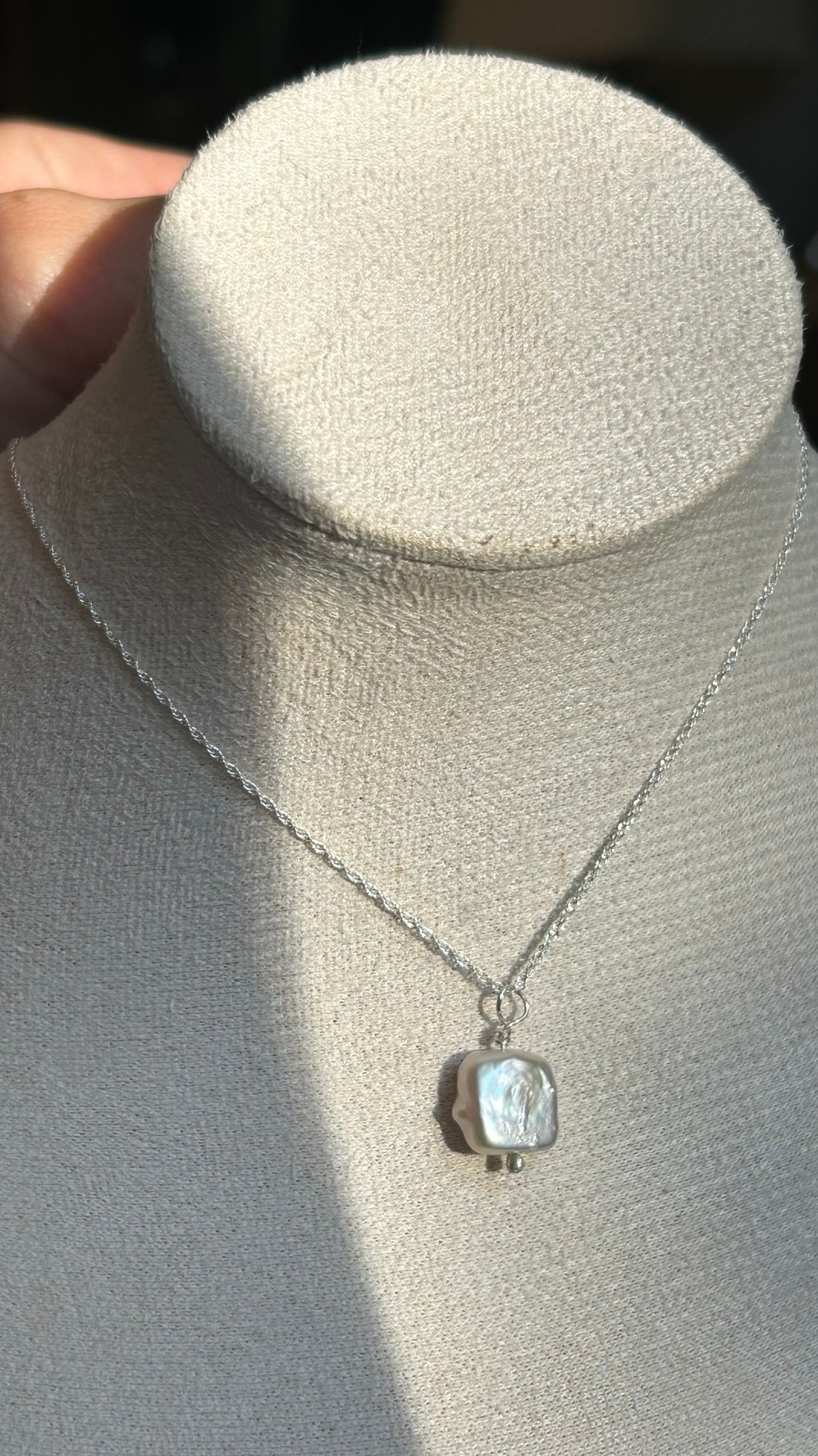 Square freshwater pearl necklace