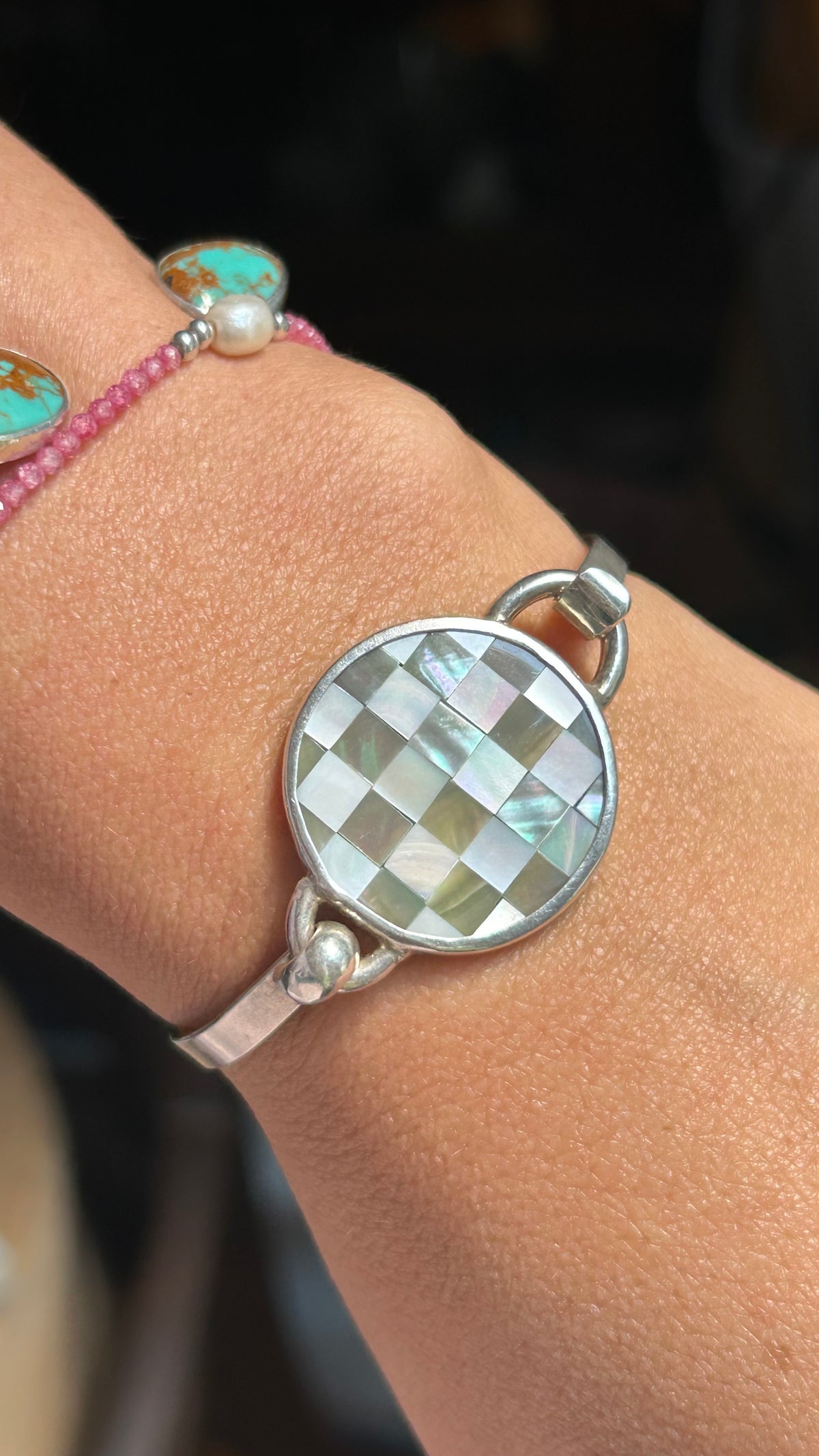 Checker shell inlay cuff