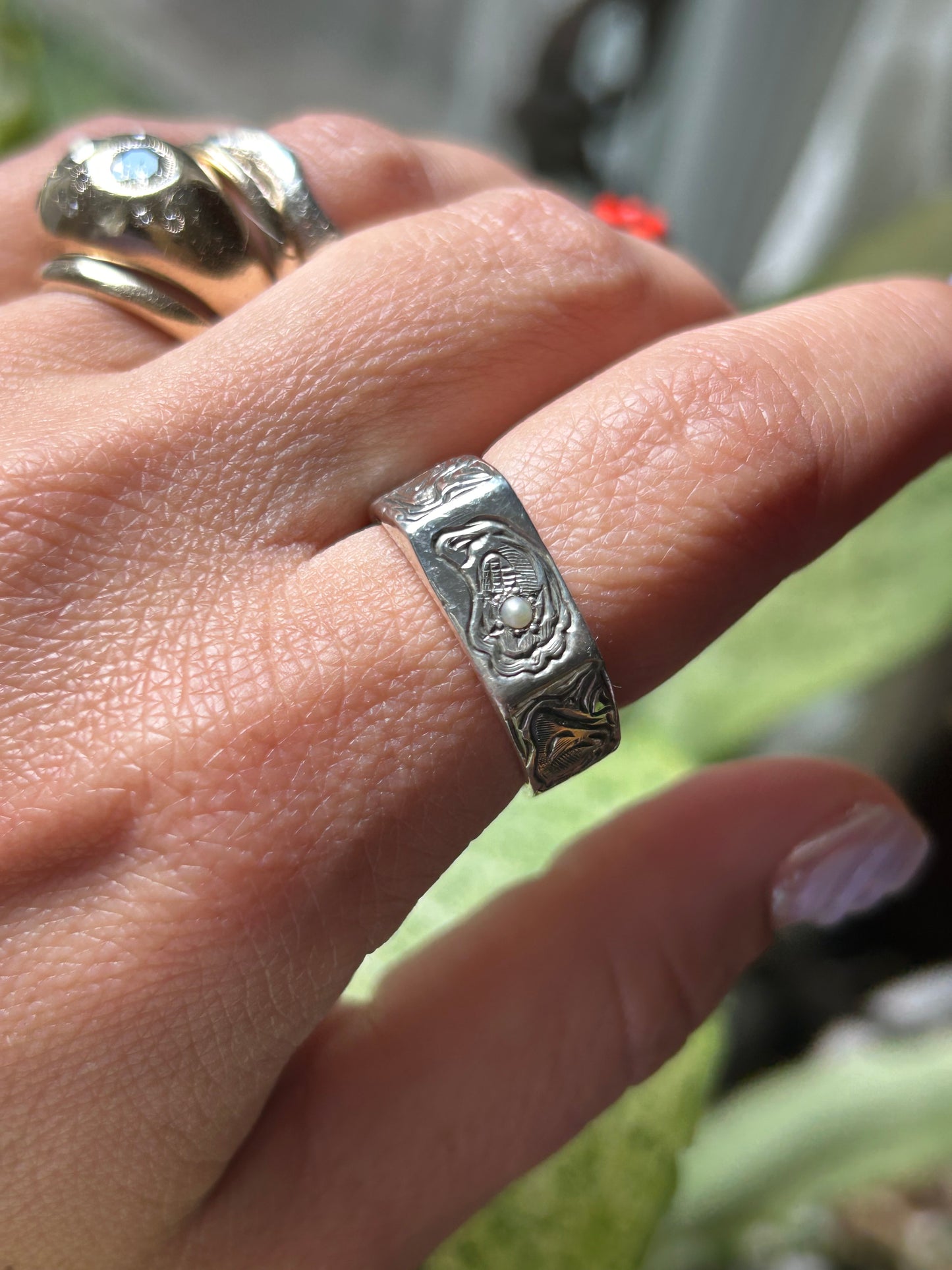 Blazar x HGJ Engraved Oyster and Pearl Ring