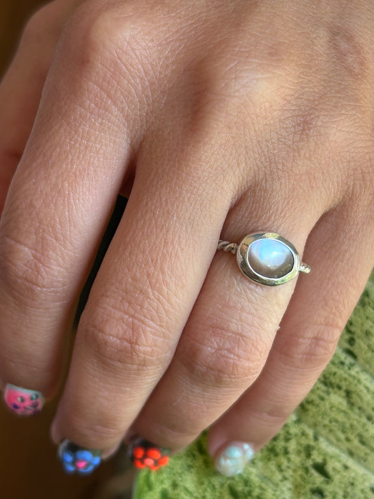 Mother of Pearl size 6