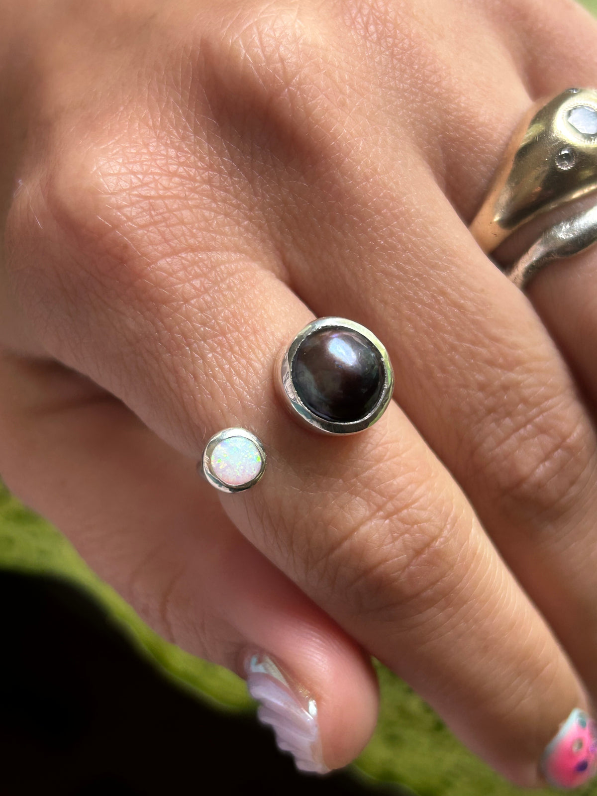 Freshwater Pearl & Lab Opal size 7.5