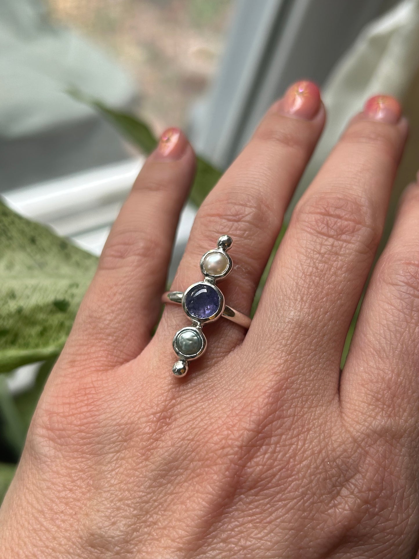 Tanzanite and freshwater pearl ring size 6.75