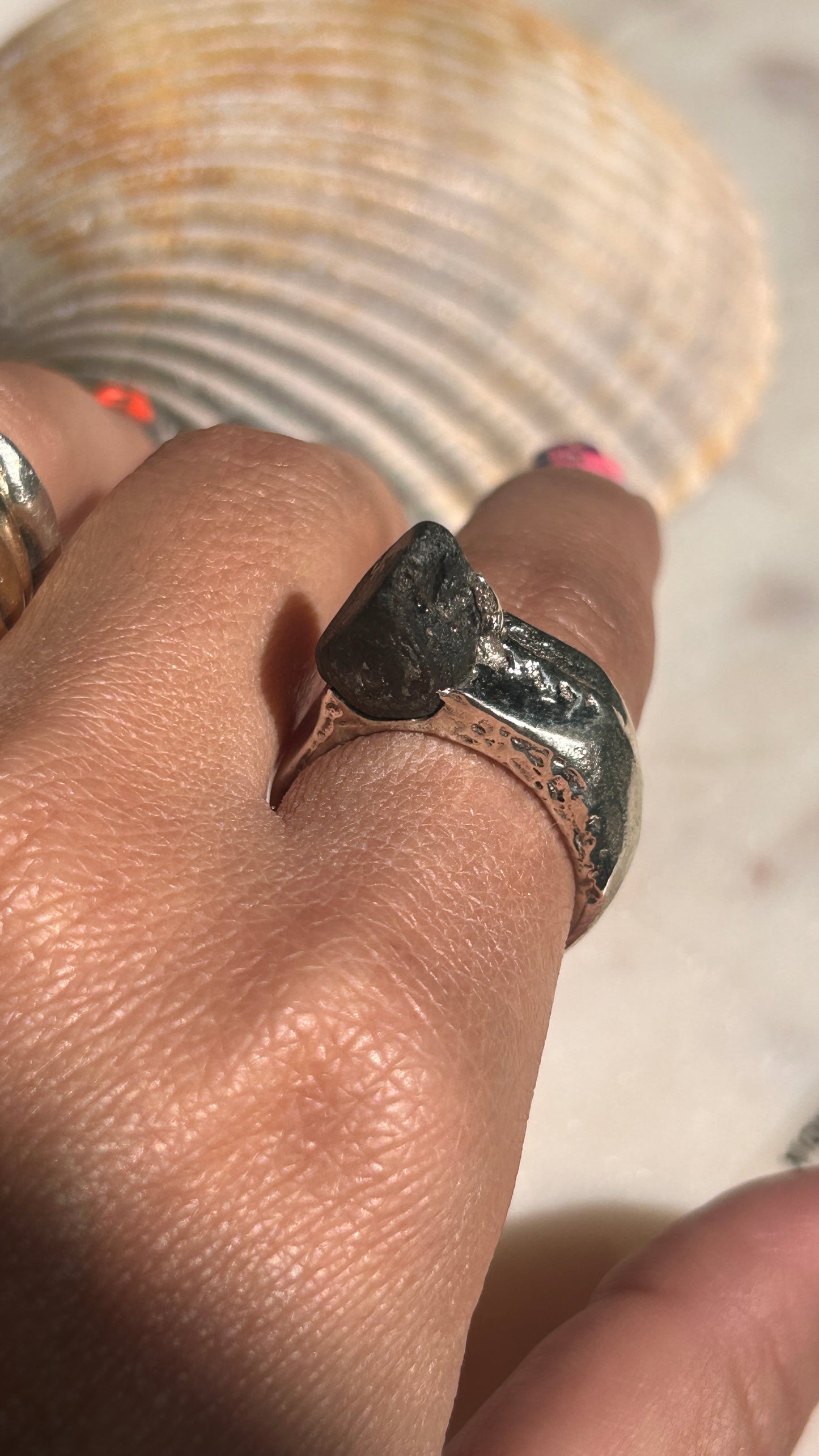 Blazar Jewelry Black Raw Sapphire Cast in Place Size 9.5