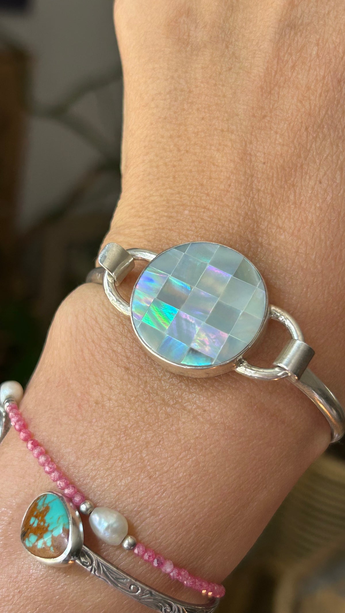 Inlay shell cuff
