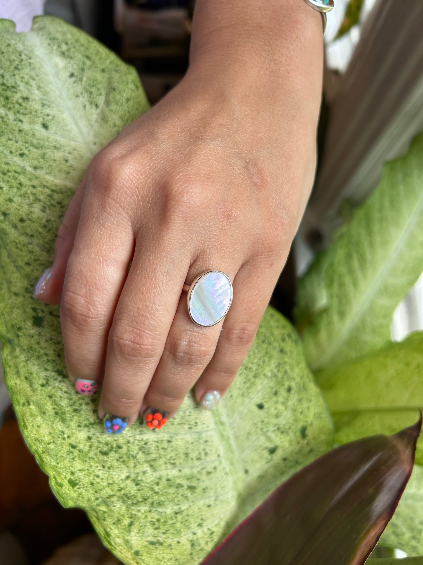 Mother of pearl ring size 6
